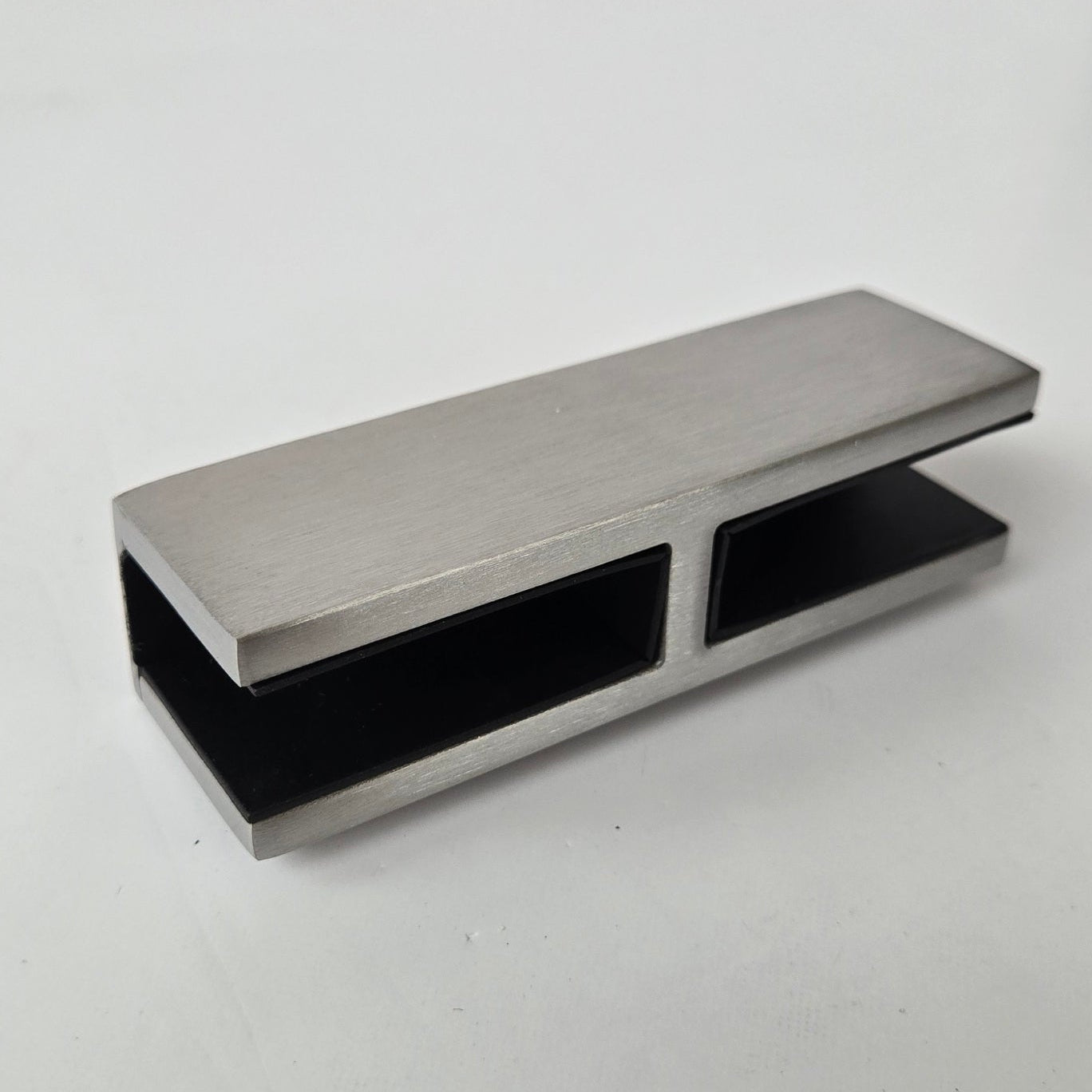 Glass to Glass Union 1" Top Stainless