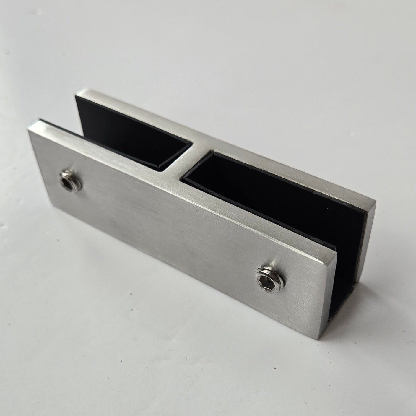 Glass to Glass Union 1" Top Stainless